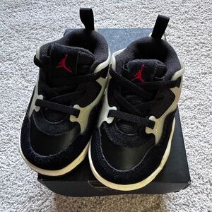 Jordan 4 RM
